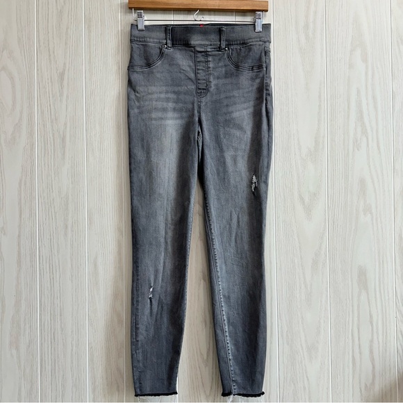 Spanx Vintage High Rise Distressed Grey Ankle Skinny Jeans/Jeggings Size Medium - Picture 2 of 10